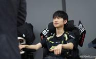 LOL换线创始人拿下首胜！賽(sài)后采访泪洒賽(sài)场，自我点评：烂到流脓