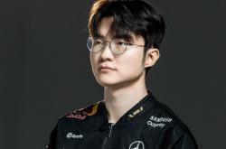 朱开曝光T1训练赛战术，引起LCK赛区的不滿(mǎn)，指责他没职业道德